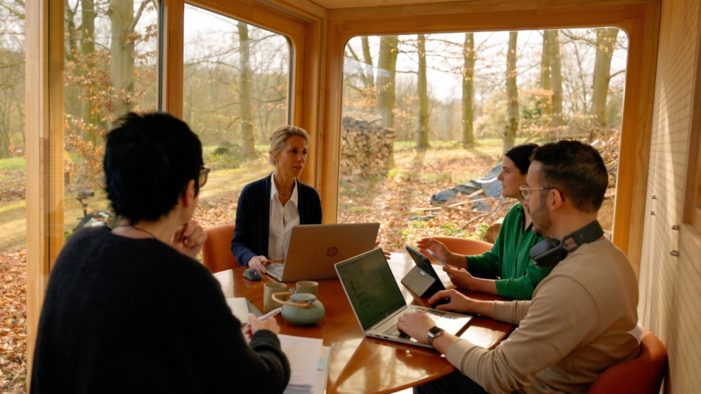espace de réflexion dans les bois, brainstorming